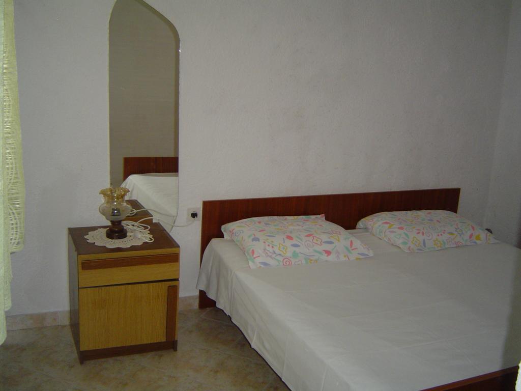 Apartmani Lukin Betina  Zewnętrze zdjęcie